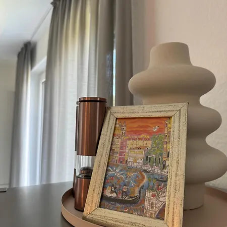 Thekarlchen Apartament