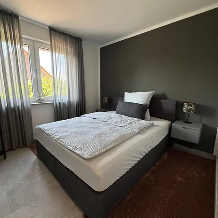 Thekarlchen Apartament *